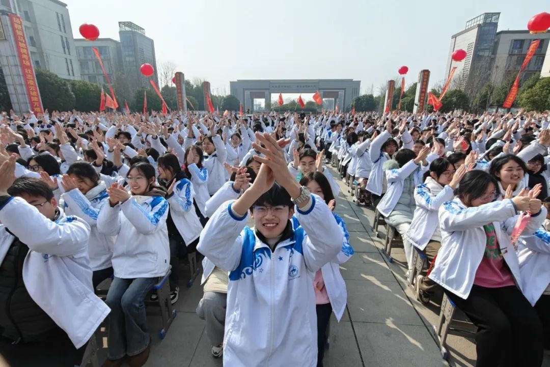 1740648482180819.jpg 1740648482180819.jpg